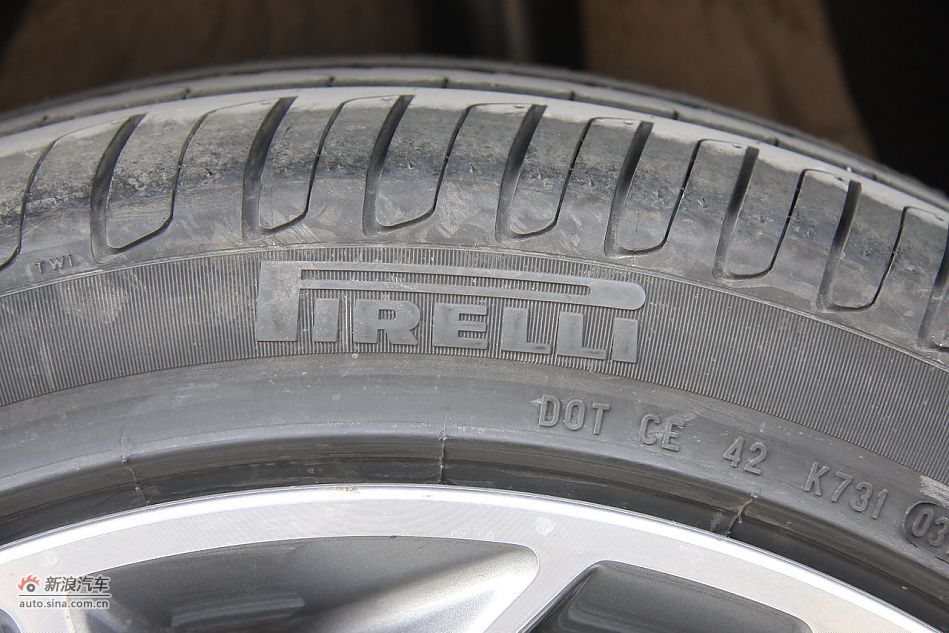 2012款华晨宝马X1到店实拍