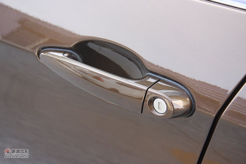 2012款华晨宝马X1到店实拍