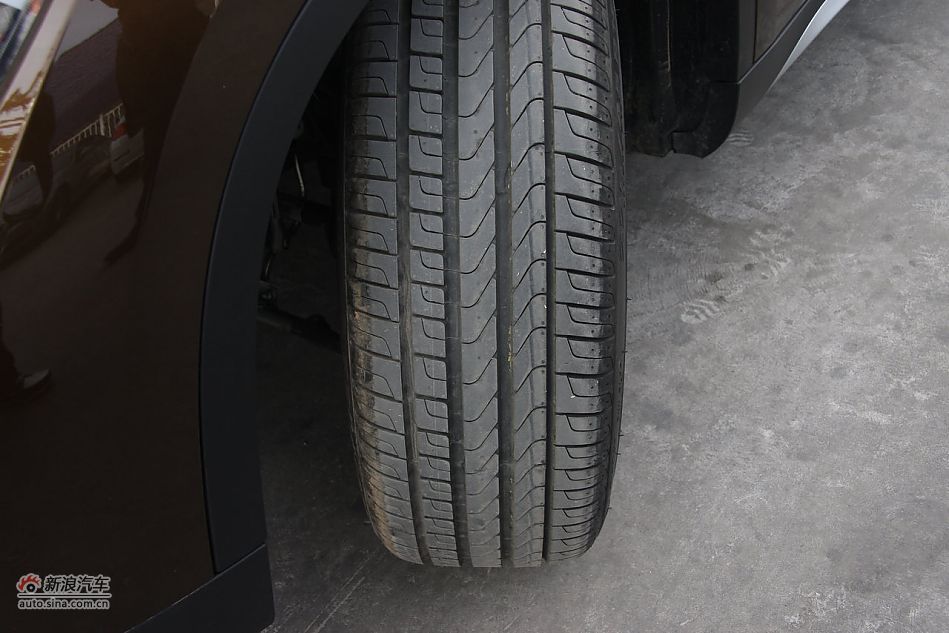 2012款华晨宝马X1到店实拍