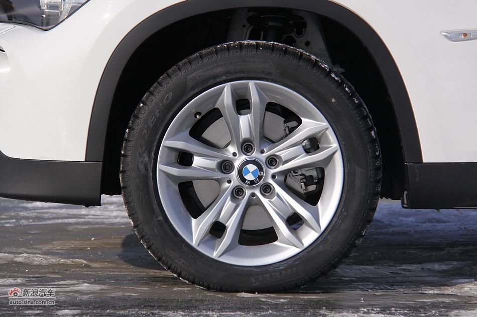 华晨宝马X1外观细节