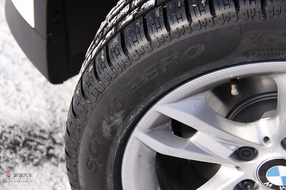 华晨宝马X1外观细节