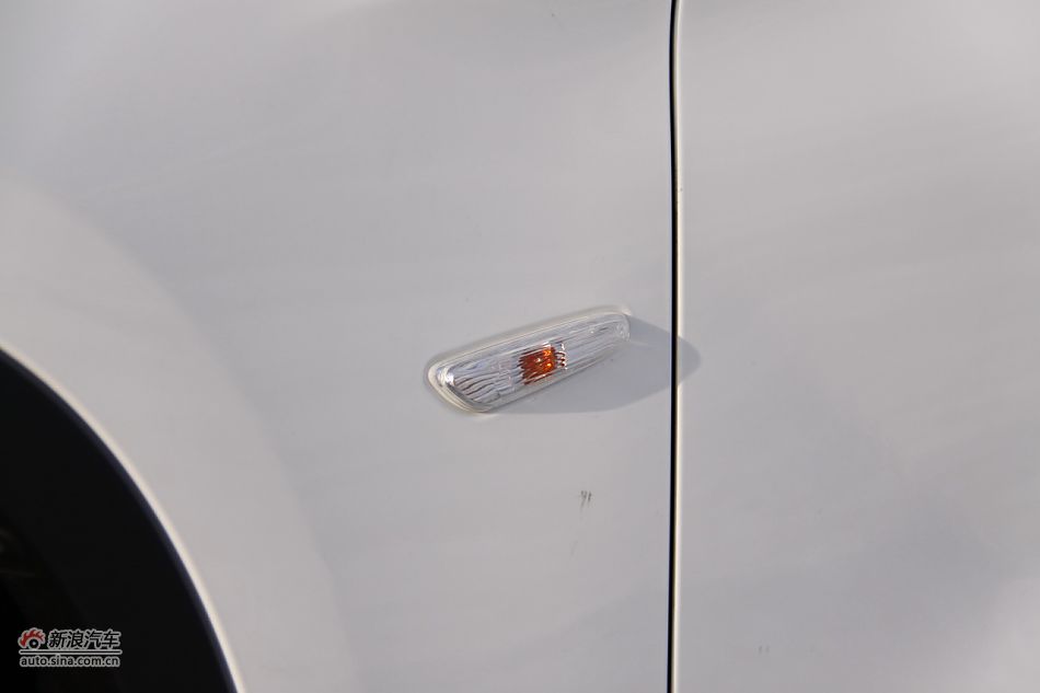 华晨宝马X1外观细节