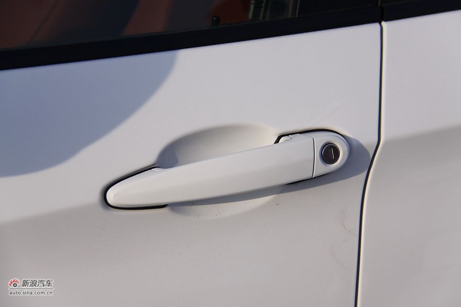 华晨宝马X1外观细节