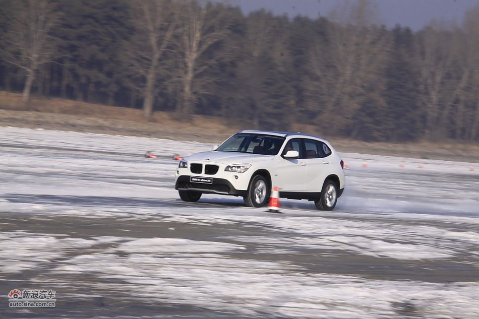 华晨宝马X1动态实拍