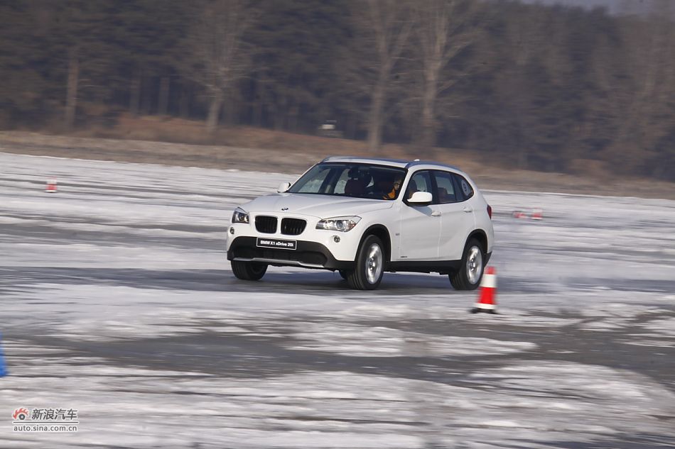 华晨宝马X1动态实拍