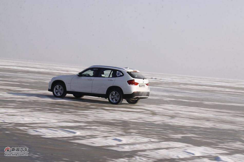 华晨宝马X1动态实拍