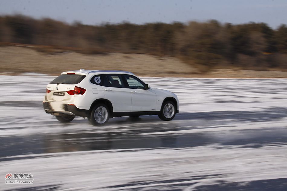 华晨宝马X1动态实拍