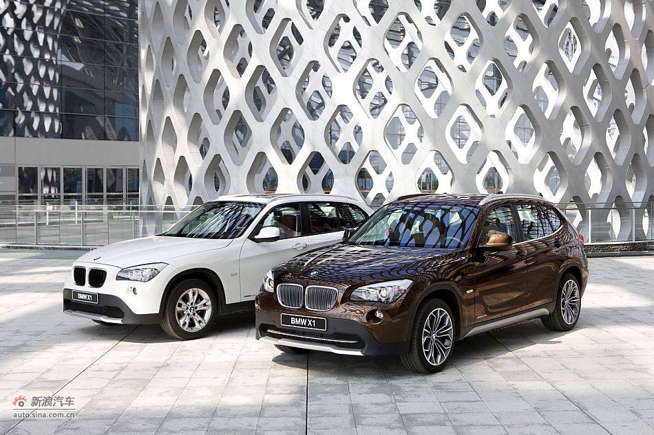 2012款华晨宝马X1官方图