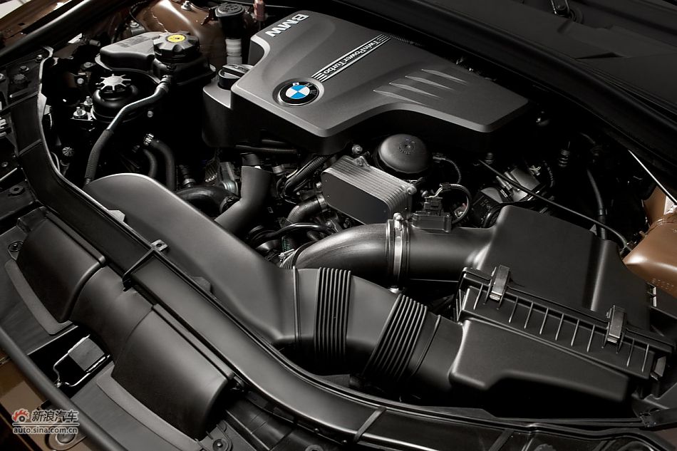 2012款华晨宝马X1 xDrive28i官方图