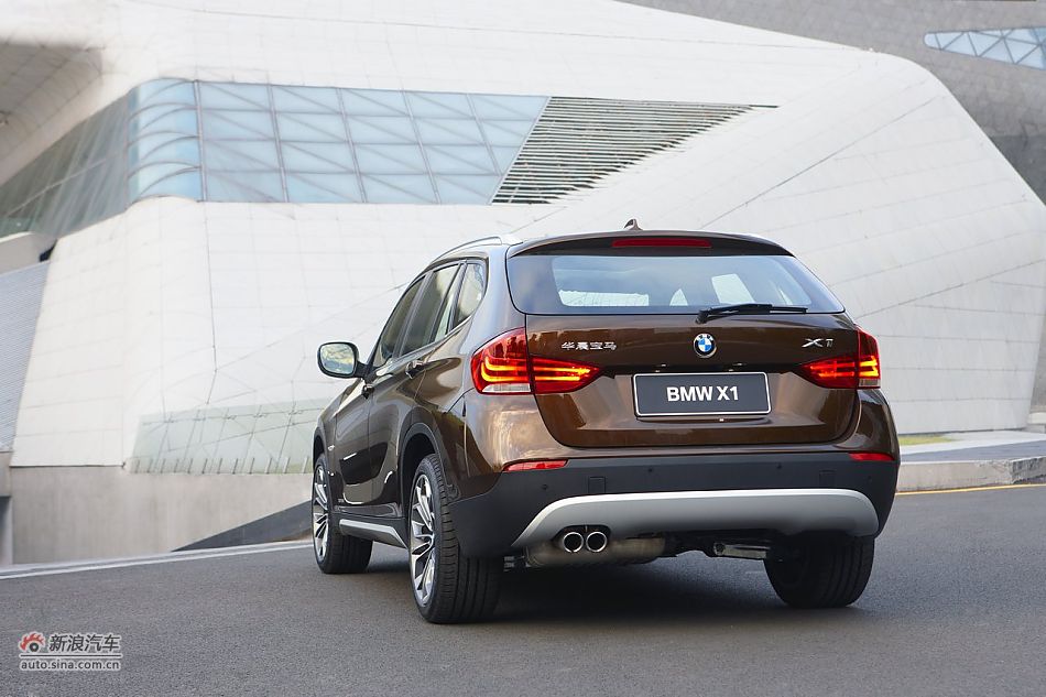 2012款华晨宝马X1 xDrive28i官方图