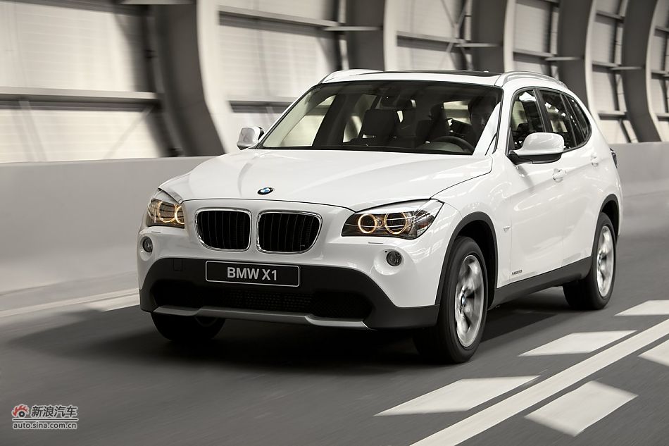 2012款华晨宝马X1 xDrive20i官方图