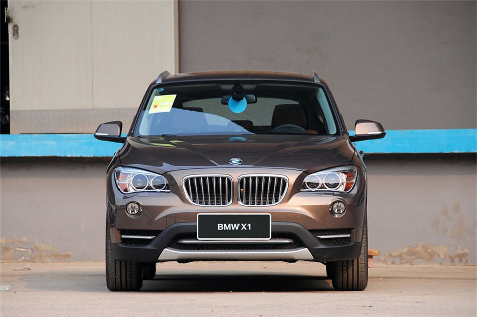 宝马X1 2013款 2.0T AT xDrive20i X设计套装