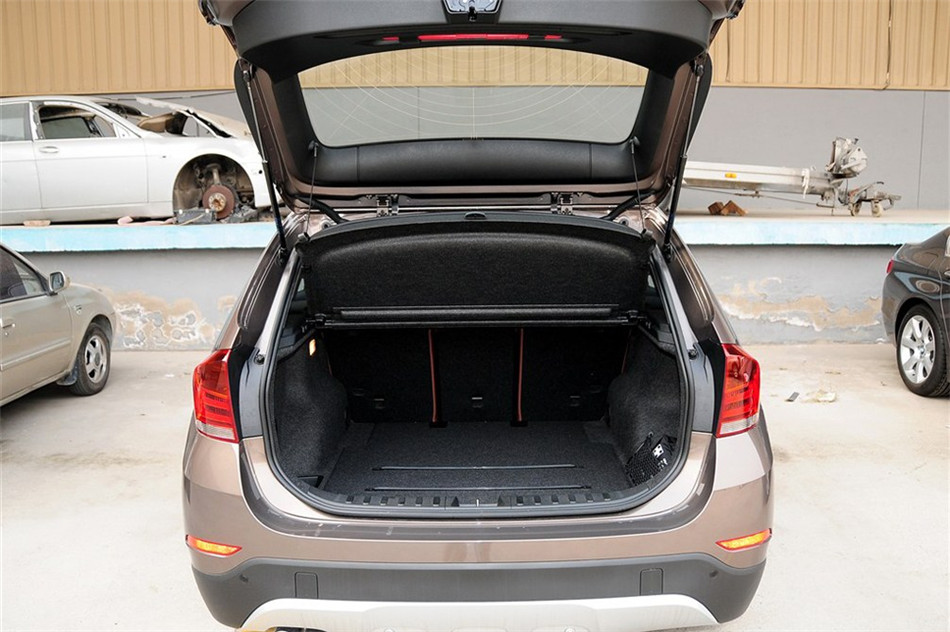 宝马X1 2013款 2.0T AT xDrive20i X设计套装