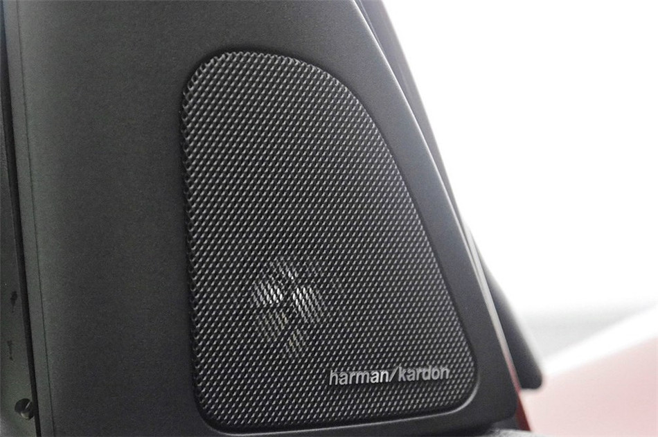 2014款 2.0T AT XDrive20i X设计套装 座椅空间