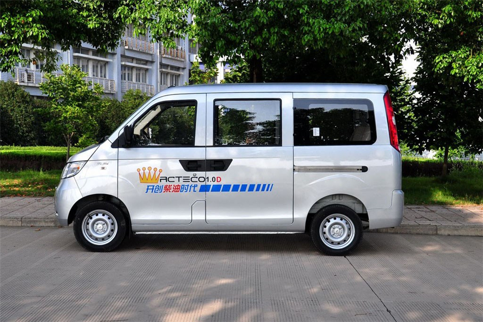 2010款开瑞优优1.0L手动标准型