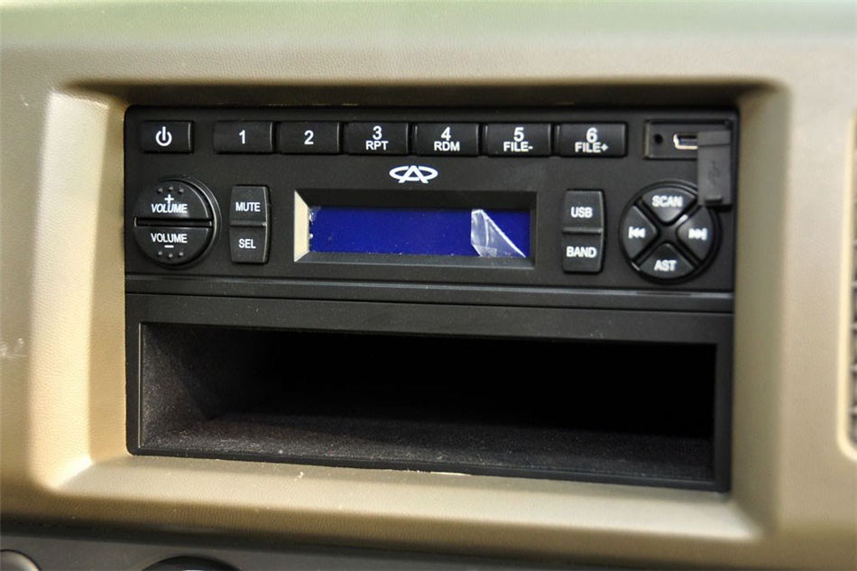 2010款开瑞优优1.0L手动标准型