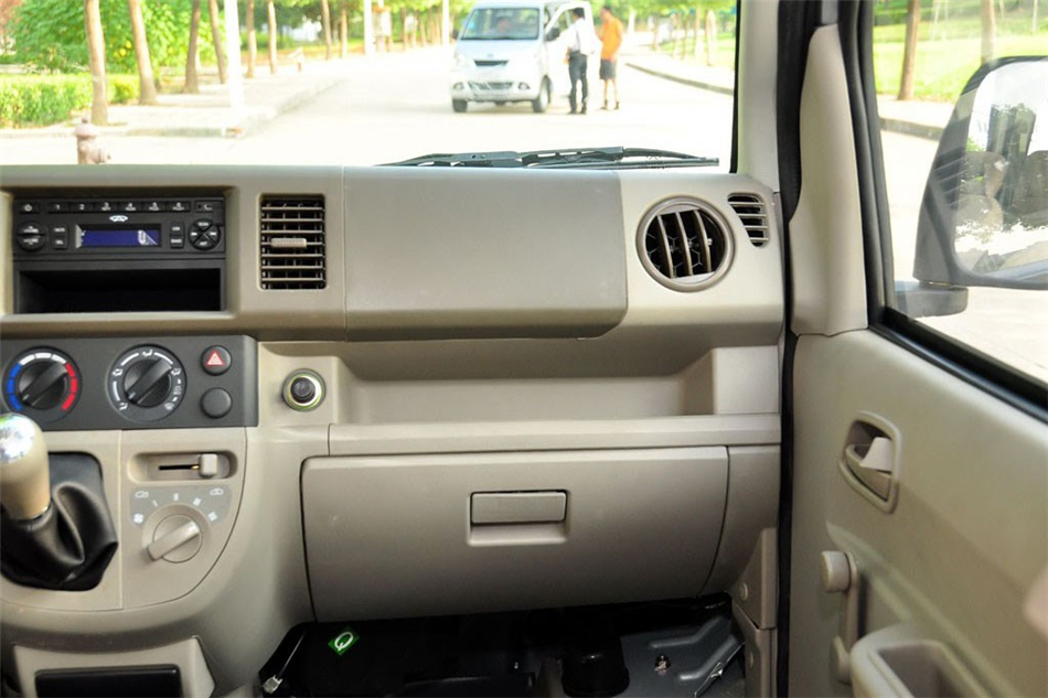 2010款开瑞优优1.0L手动标准型