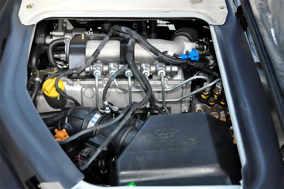 2010款开瑞优优1.0L手动标准型