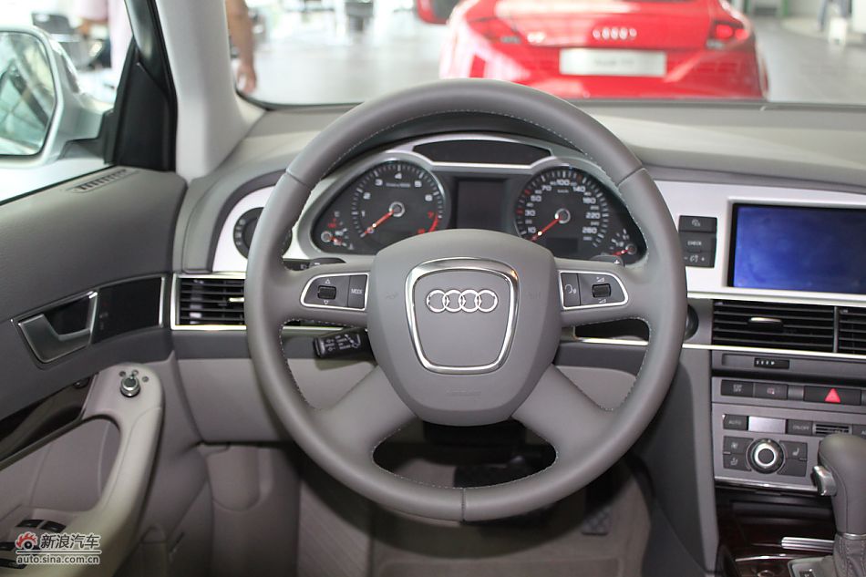 2010款奥迪A6L 2.4舒适型