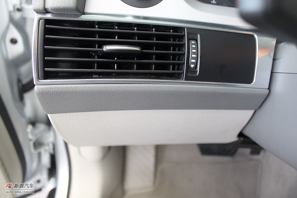 2010款奥迪A6L 2.4舒适型