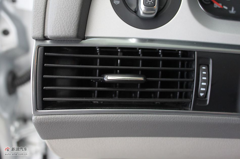 2010款奥迪A6L 2.4舒适型