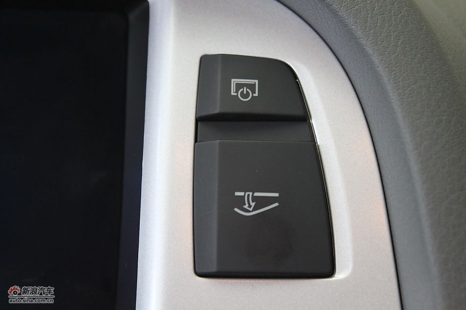 2010款奥迪A6L 2.4舒适型