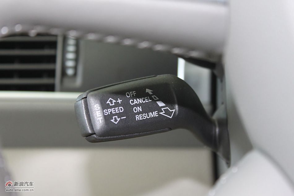 2010款奥迪A6L 2.4舒适型