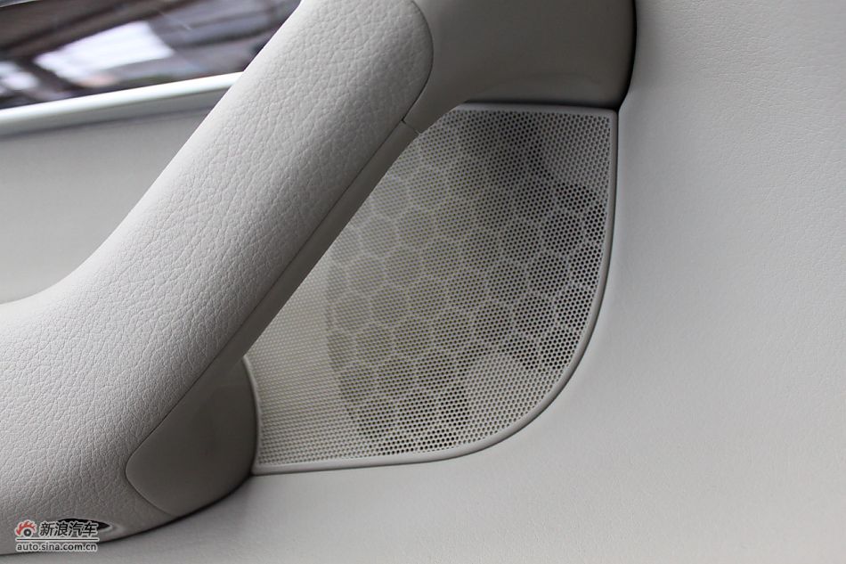 2010款奥迪A6L 2.4舒适型