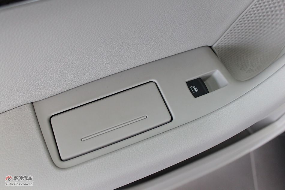 2010款奥迪A6L 2.4舒适型