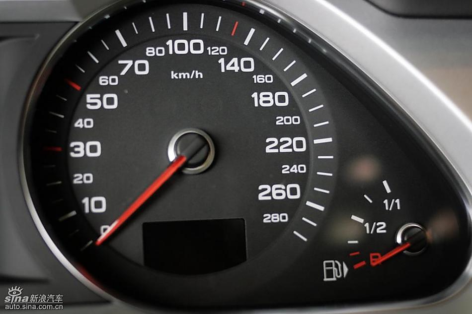 奥迪A6L 10年款到店实拍 内饰