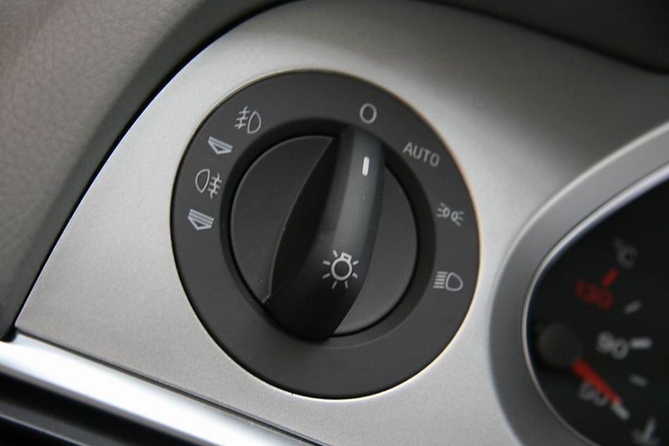 一汽大众奥迪A6L内饰