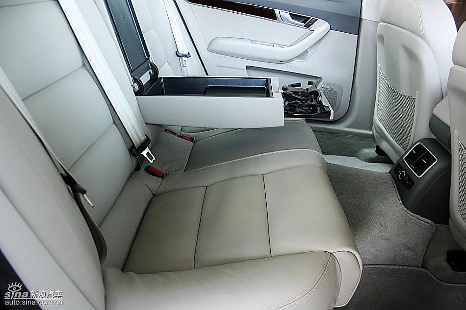 新奥迪A6L到店实拍