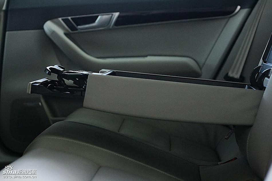 新奥迪A6L到店实拍