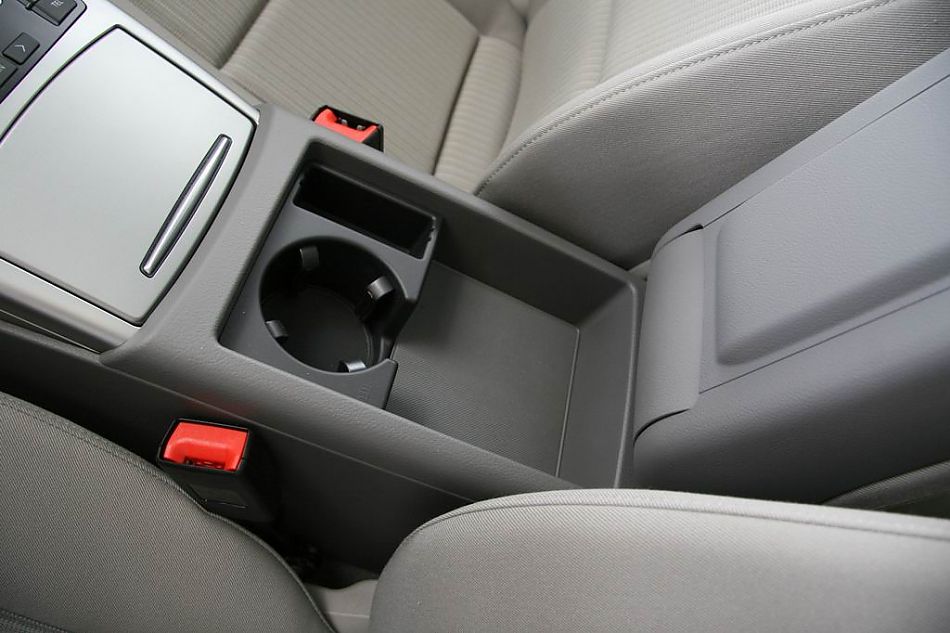 一汽大众奥迪A6L内饰