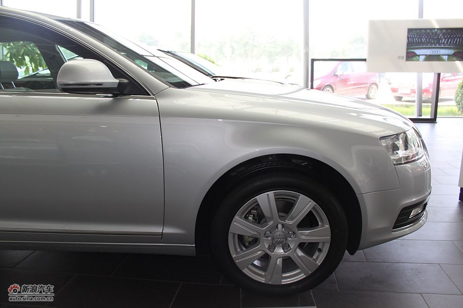 2010款奥迪A6L 2.4舒适型