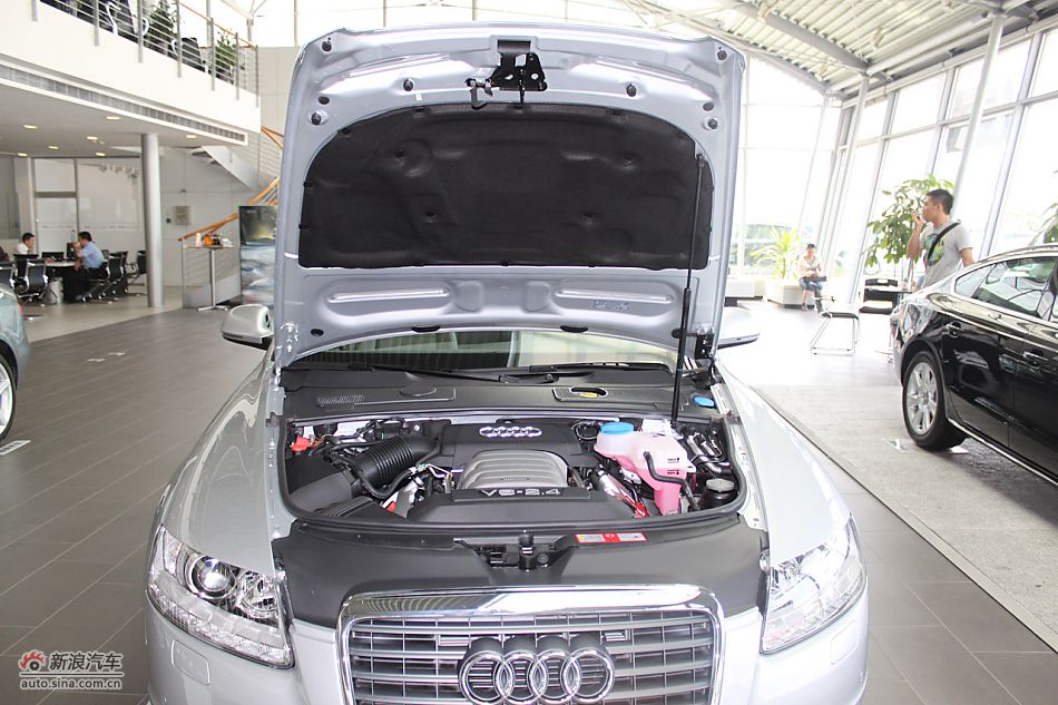 2010款奥迪A6L 2.4舒适型