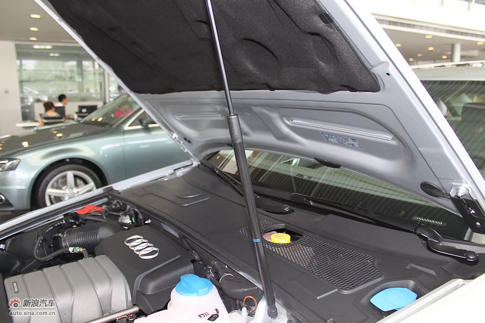 2010款奥迪A6L 2.4舒适型