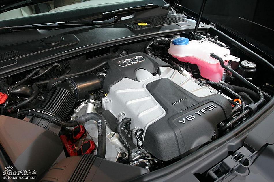 3.0T机械增压发动机