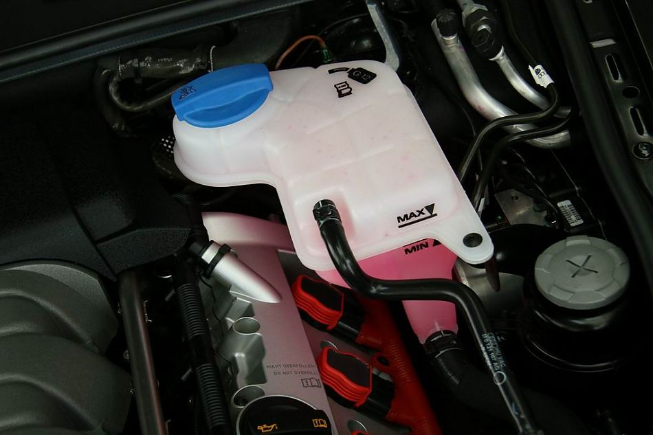 一汽大众奥迪A6L发动机