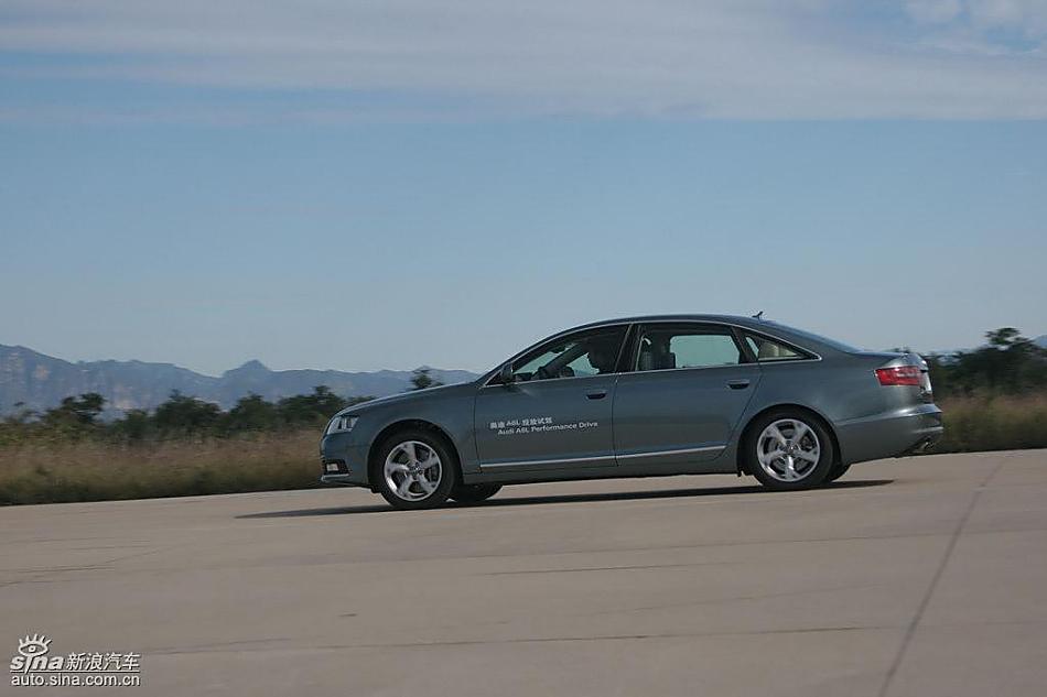 新奥迪A6L场地测试