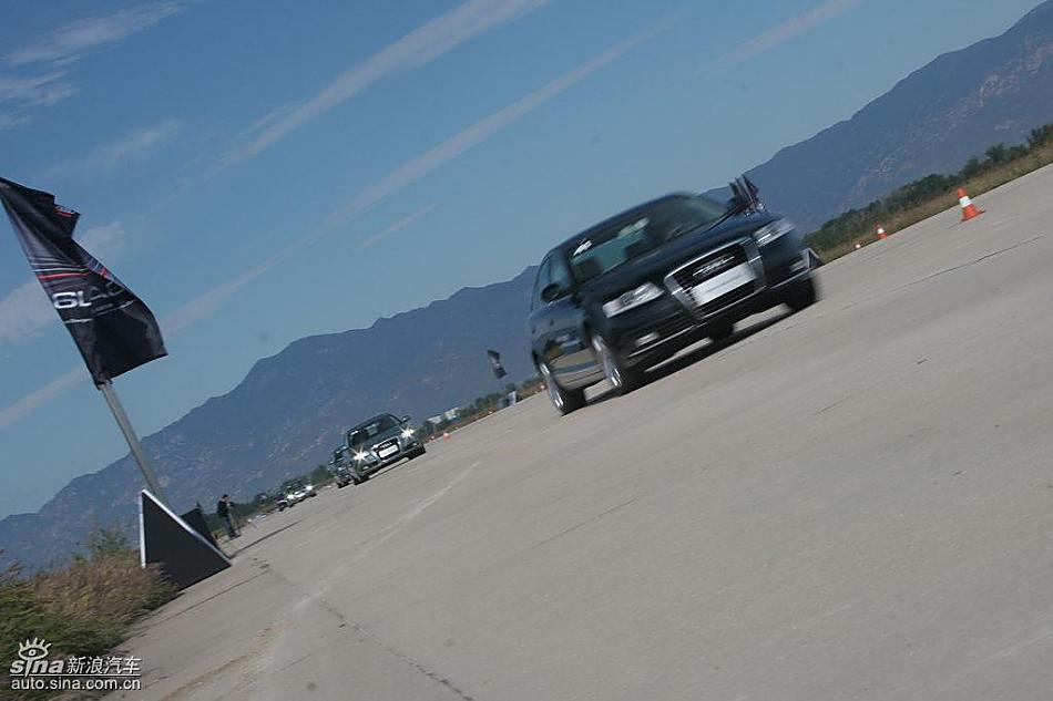 新奥迪A6L场地测试