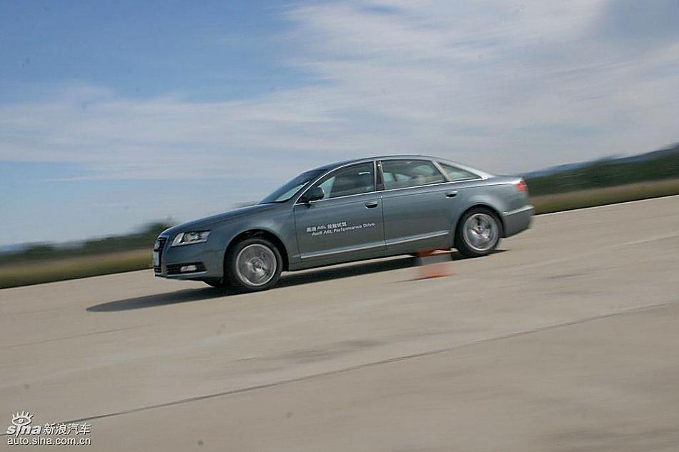 新奥迪A6L场地测试