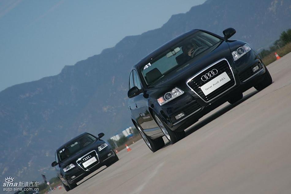 新奥迪A6L场地测试