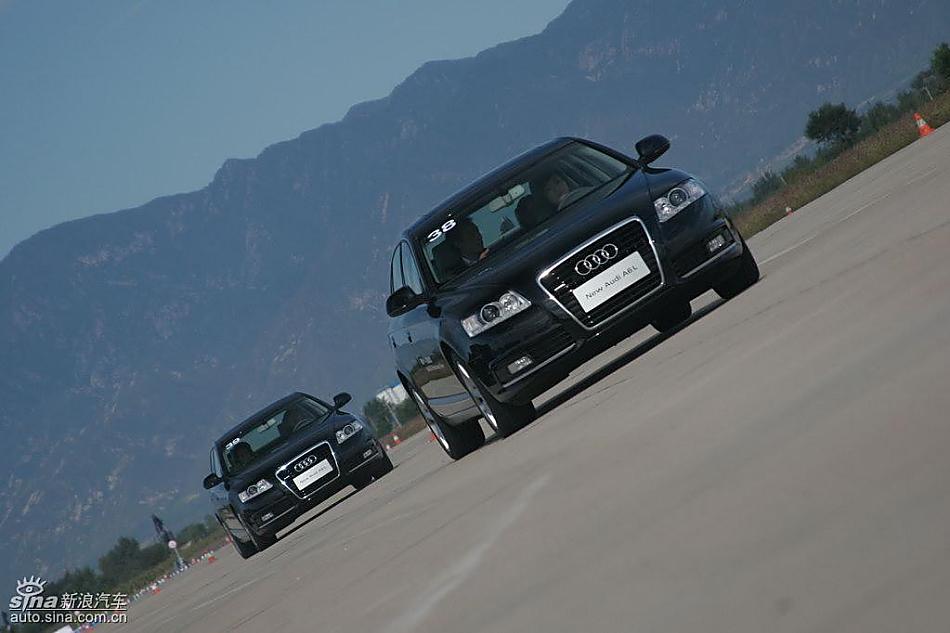 新奥迪A6L场地测试