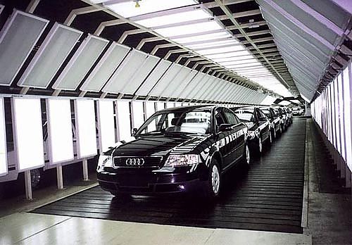 1999年第一代国产A6资料图片