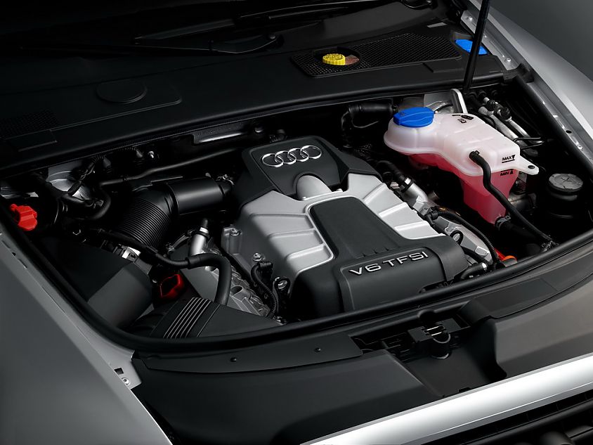 2010款一汽奥迪A6L引擎图片