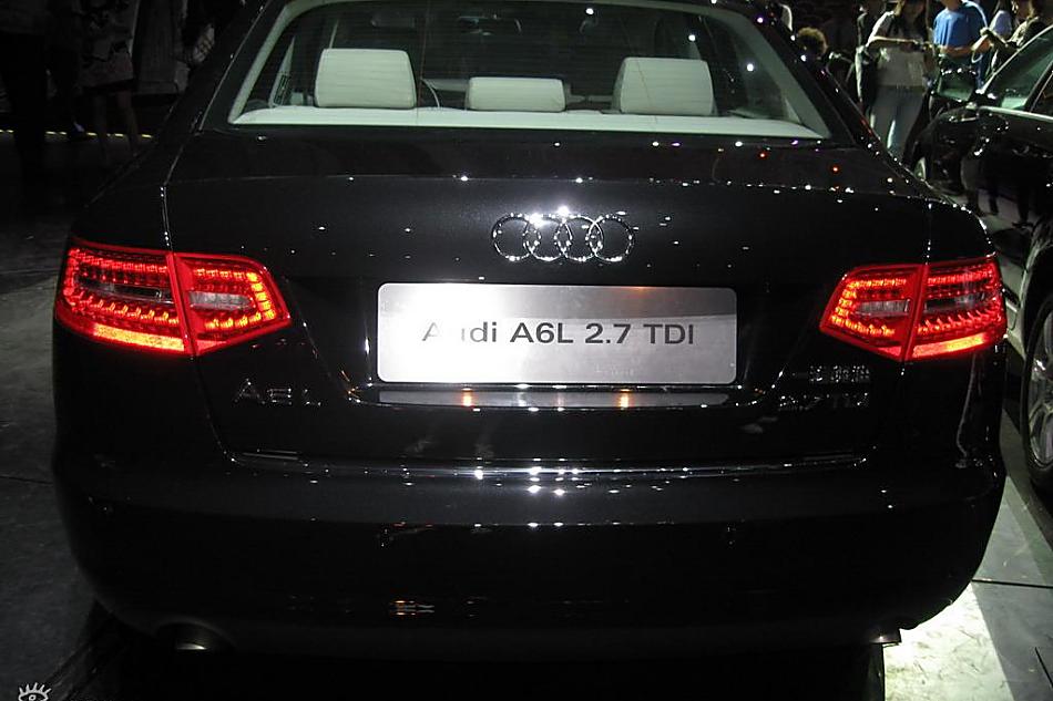 奥迪A6L2.7TDI上市现场图