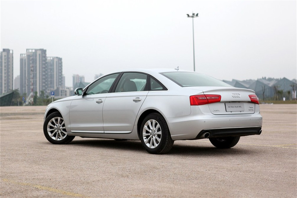奥迪A6L 2012款 2.5L CVT 技术型