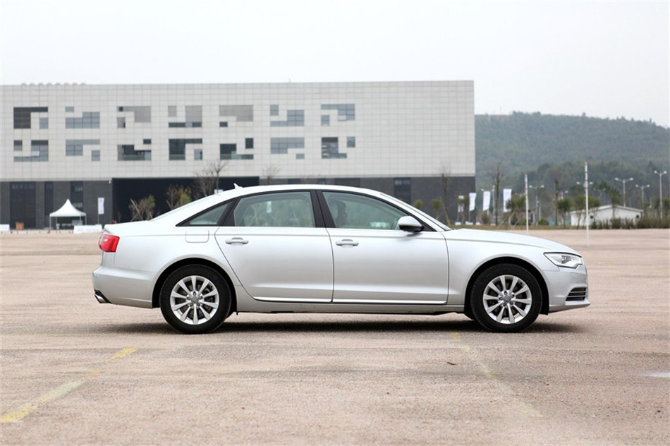 奥迪A6L 2012款 2.5L CVT 技术型