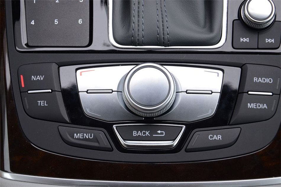 奥迪A6L 2012款 2.5L CVT 豪华型 